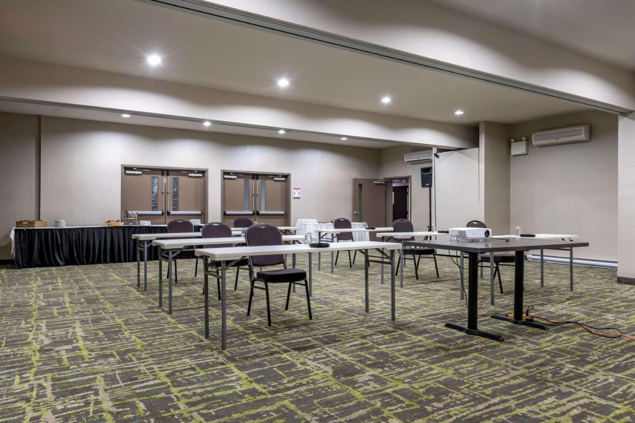 Best Western Plus Dartmouth Hotel & Suites Esterno foto