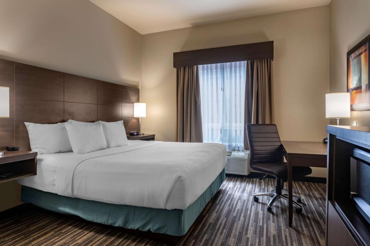 Best Western Plus Dartmouth Hotel & Suites Esterno foto